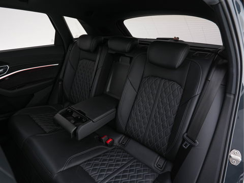 Audi e-tron 55 quattro advanced 95 kWh [3-Fase] {SOH-92%} *PANO | LUXURY-LEATHER | FULL-LED | BANG&OLUFSEN | ADAPTIVE-CRUISE | MEMORY-PACK | BLIND-SPOT | TOP-VIEW | SPORT/HEATED-SEATS | KEYLESS | DAB+ | ECC | PDC | 22''ALU*