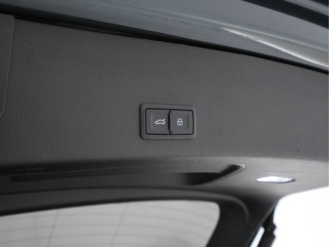 Audi e-tron 55 quattro advanced 95 kWh [3-Fase] {SOH-92%} *PANO | LUXURY-LEATHER | FULL-LED | BANG&OLUFSEN | ADAPTIVE-CRUISE | MEMORY-PACK | BLIND-SPOT | TOP-VIEW | SPORT/HEATED-SEATS | KEYLESS | DAB+ | ECC | PDC | 22''ALU*
