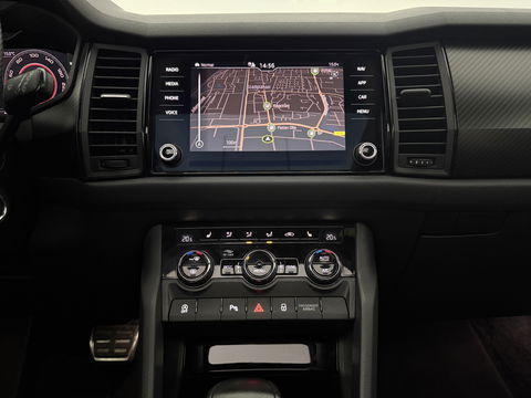 Škoda Kodiaq 1.5 TSI 150PK Sportline Business 7p | Pano | Sfeer | Virtual | Carplay | Trekh. | Camera | Stoel/stuurverw. | Adaptive Cruise | NAP