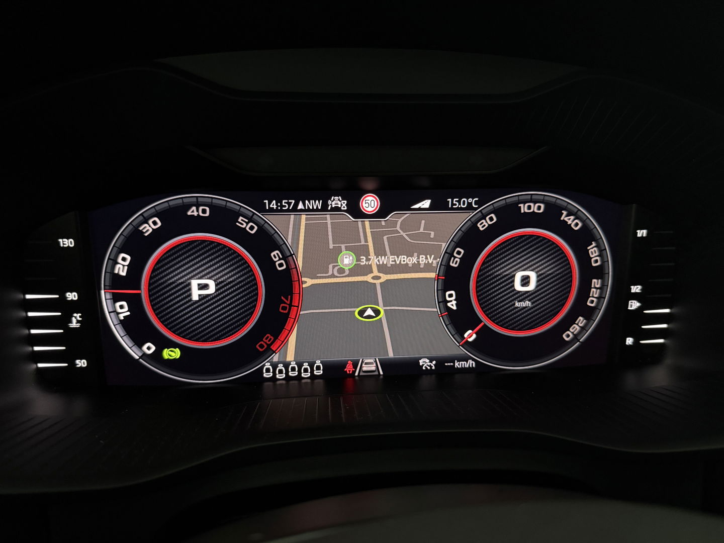 Škoda Kodiaq 1.5 TSI 150PK Sportline Business 7p | Pano | Sfeer | Virtual | Carplay | Trekh. | Camera | Stoel/stuurverw. | Adaptive Cruise | NAP
