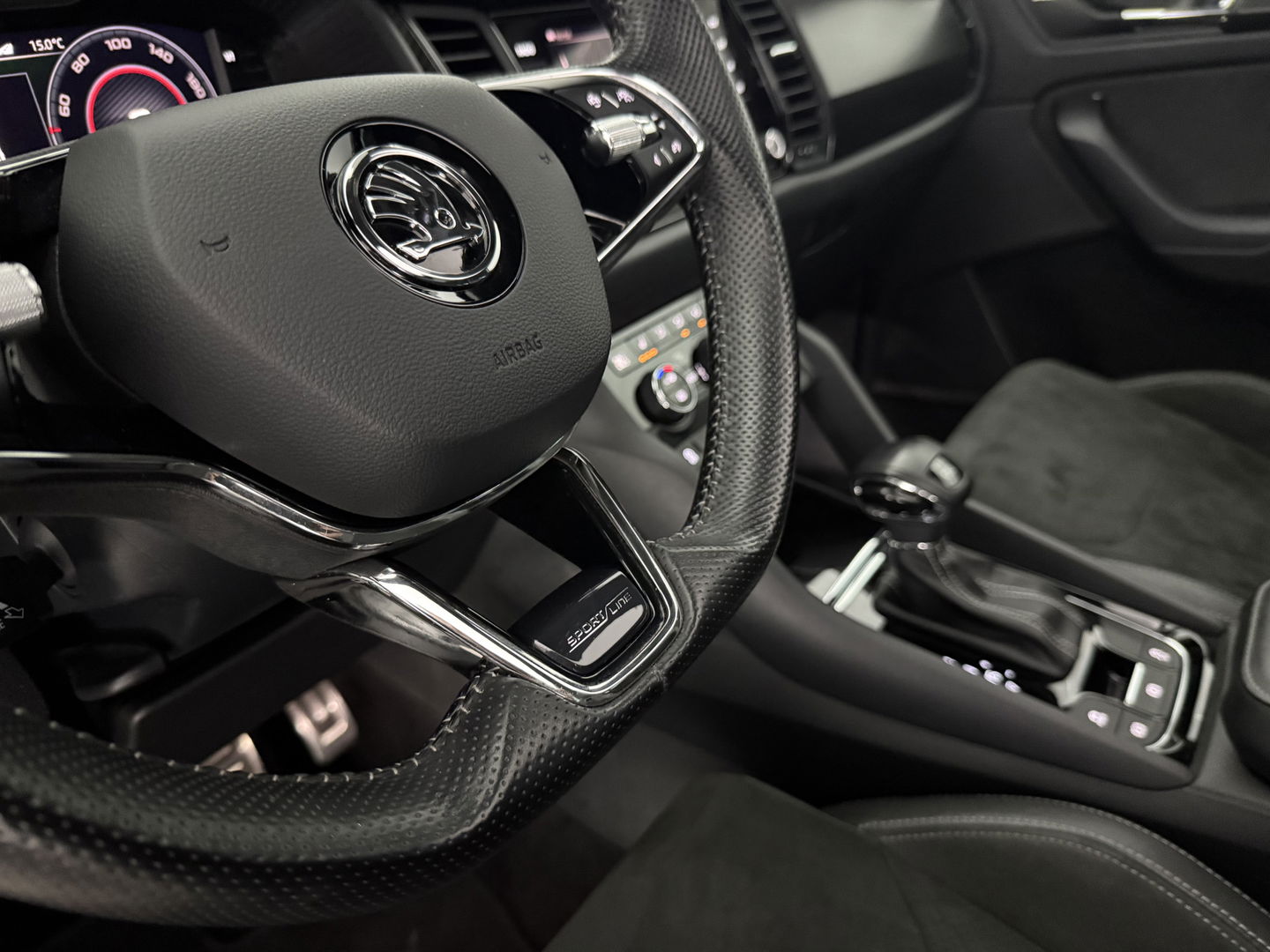 Škoda Kodiaq 1.5 TSI 150PK Sportline Business 7p | Pano | Sfeer | Virtual | Carplay | Trekh. | Camera | Stoel/stuurverw. | Adaptive Cruise | NAP
