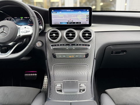 Mercedes-Benz GLC 300e 4MATIC Bus Sol. AMG Night|SOH94%|Pano|Ad.Cruise|Burmester|Carplay|Trekhaak