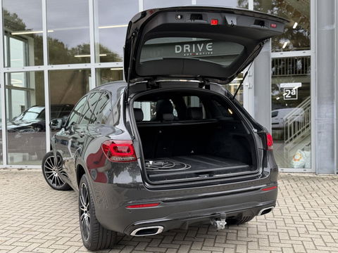 Mercedes-Benz GLC 300e 4MATIC Bus Sol. AMG Night|SOH94%|Pano|Ad.Cruise|Burmester|Carplay|Trekhaak