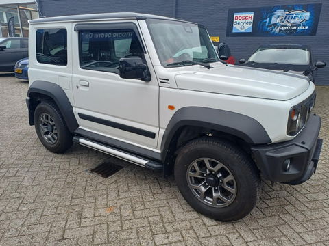Suzuki Jimny 1.5 STIJL,ALL WHEELDRIVE,AFN TREKHAAK,UNIEKE KILOMETERSTAND, ORGINEEL NEDERLANDSE AUTO ,NAP ,ONDERHOUDSHISTORIE,