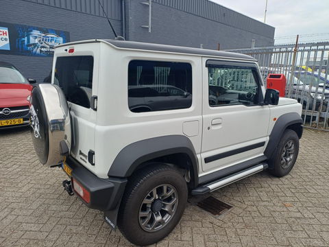 Suzuki Jimny 1.5 STIJL,ALL WHEELDRIVE,AFN TREKHAAK,UNIEKE KILOMETERSTAND, ORGINEEL NEDERLANDSE AUTO ,NAP ,ONDERHOUDSHISTORIE,