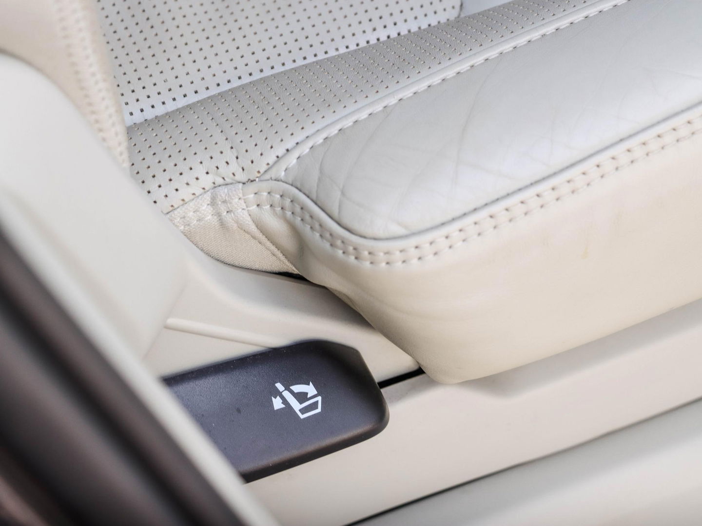 Volvo XC90 T8 AWD Inscription Intro 7p Stoelvent./verwarming Bowers Wilkins 360 Cam