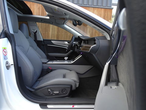 Audi A7 Sportback 55 TFSIe 367PK Quattro / Laser / Nachtzicht / S-Edit. / 360°C