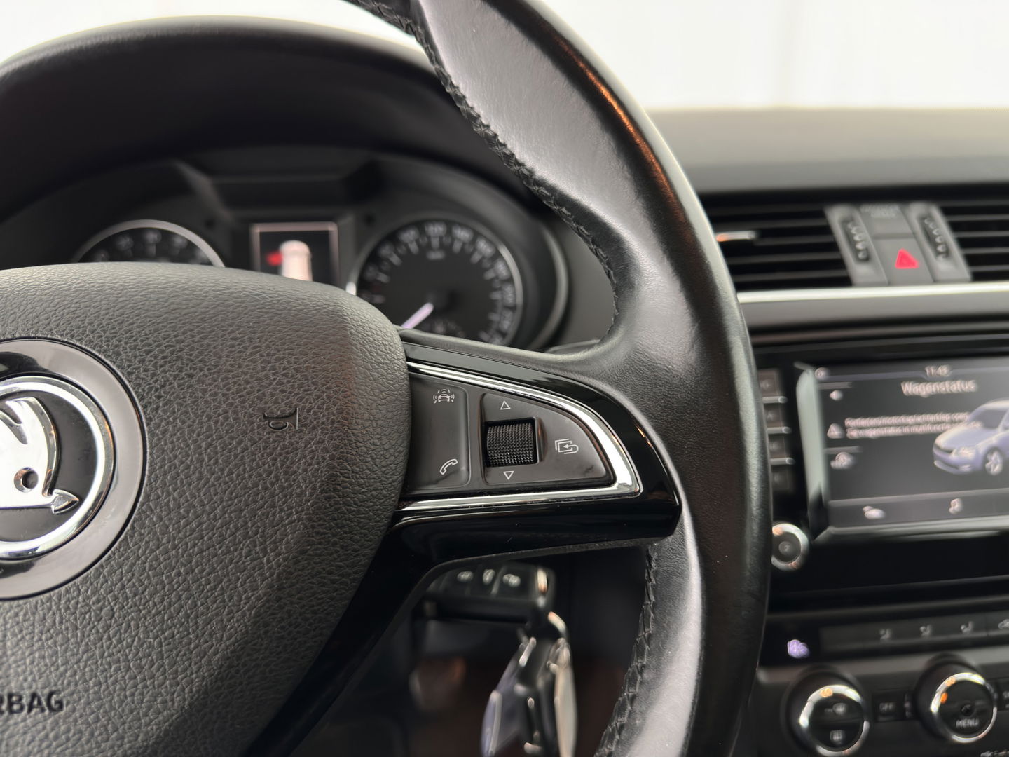 Škoda Octavia Combi 1.6 TDI Greenline Ambition Businessline (INCL.BTW) *NAVI-FULLMAP | COMFORT-SEATS | ECC | PDC | CRUISE | 16''ALU*