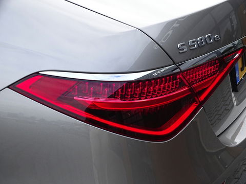 Mercedes-Benz S-Klasse 580 e 4M 510PK Lang AMG L. Designo / Burmester / carbon / VIP