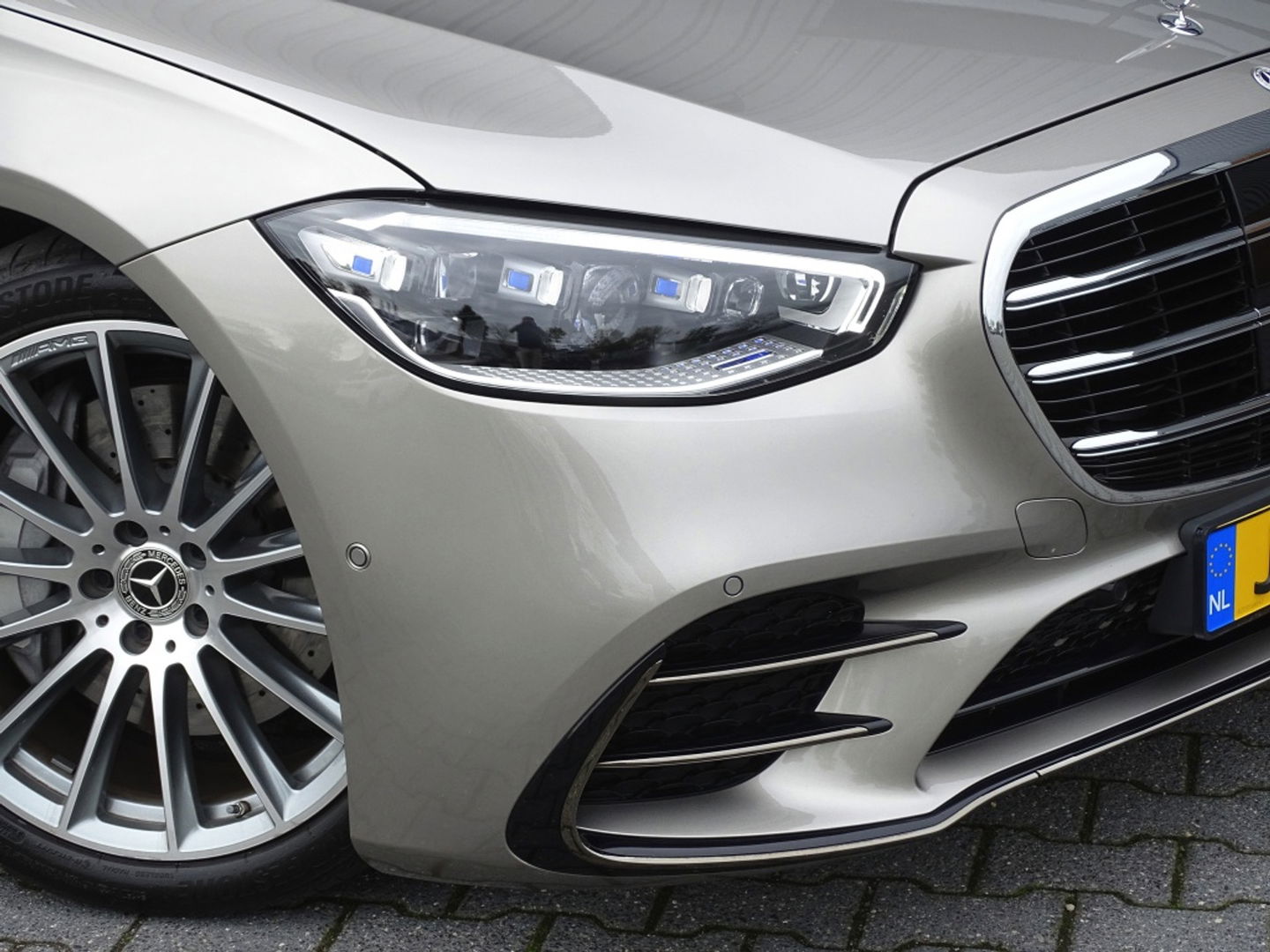 Mercedes-Benz S-Klasse 580 e 4M 510PK Lang AMG L. Designo / Burmester / carbon / VIP