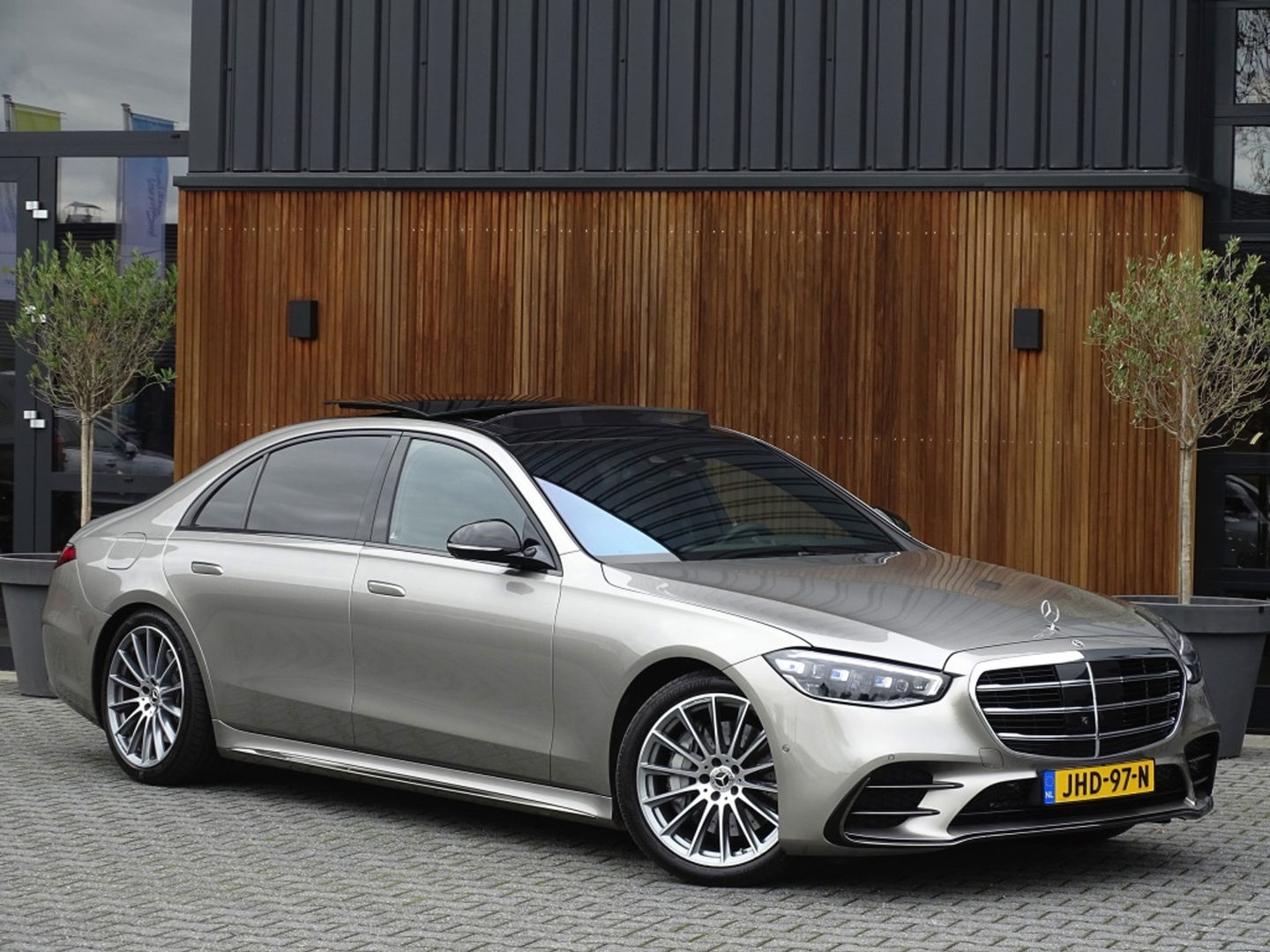 Mercedes-Benz S-Klasse 580 e 4M 510PK Lang AMG L. Designo / Burmester / carbon / VIP