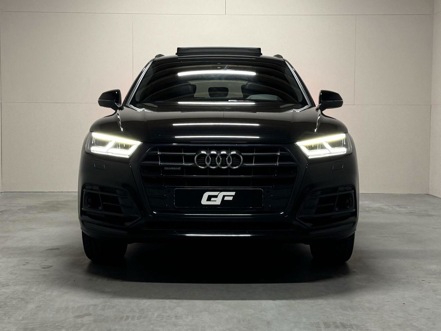 Audi Q5 50 TFSIe Quattro Black Edition RS Seats Pano Sfeer CarPlay