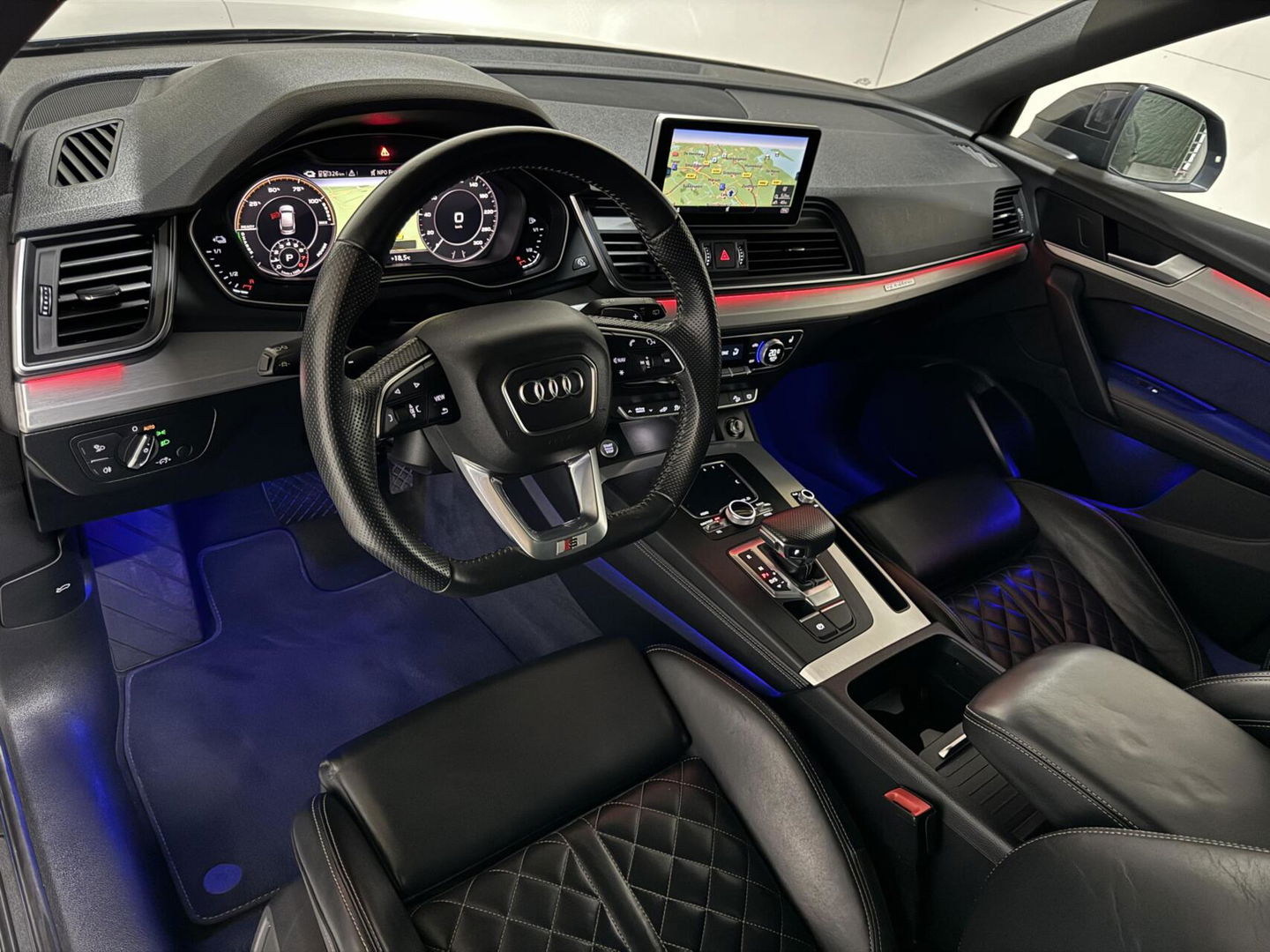 Audi Q5 50 TFSIe Quattro Black Edition RS Seats Pano Sfeer CarPlay