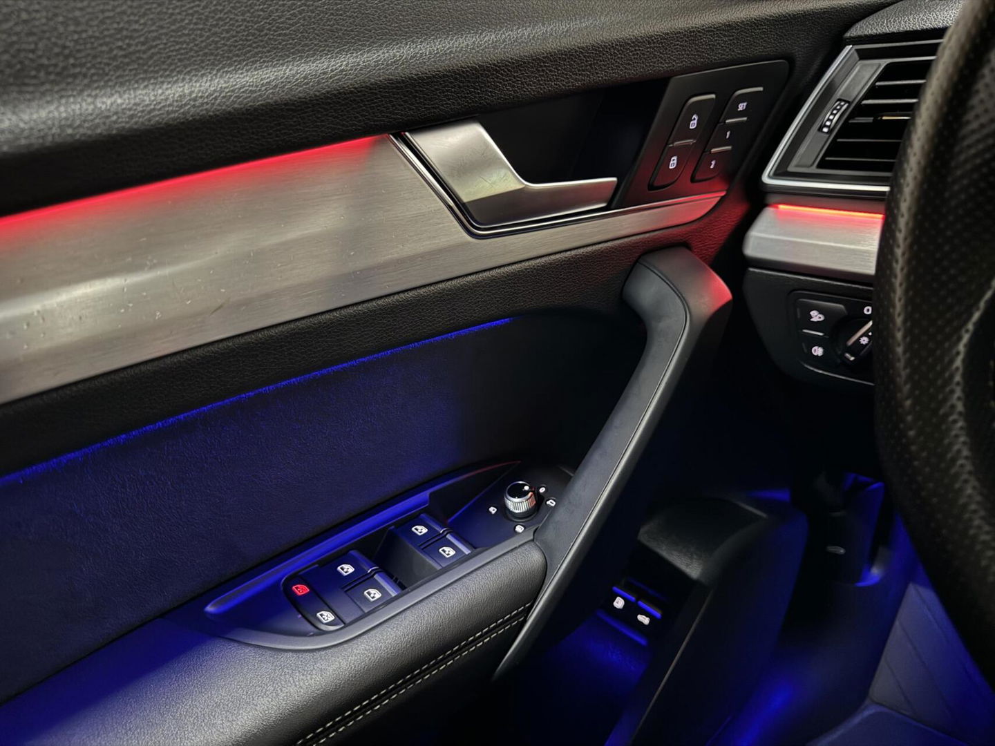 Audi Q5 50 TFSIe Quattro Black Edition RS Seats Pano Sfeer CarPlay