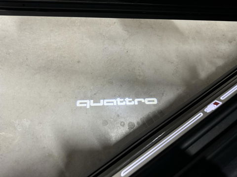 Audi Q5 50 TFSIe Quattro Black Edition RS Seats Pano Sfeer CarPlay