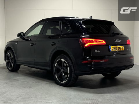 Audi Q5 50 TFSIe Quattro Black Edition RS Seats Pano Sfeer CarPlay