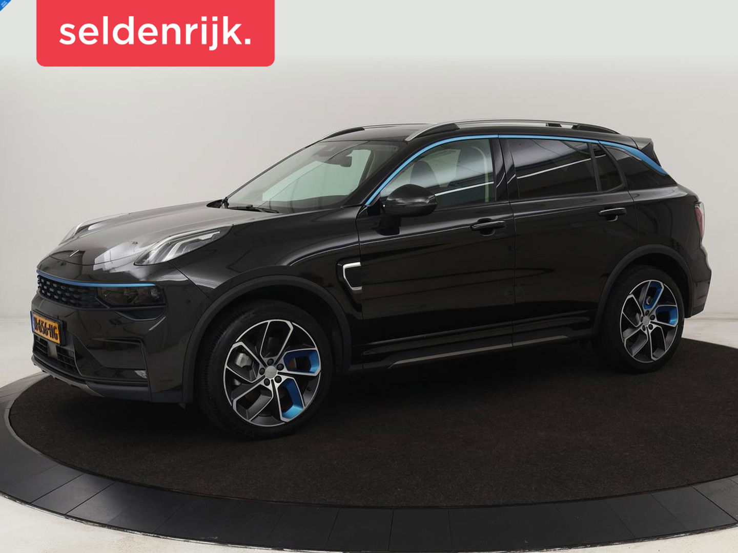 Lynk & Co 01 1.5 Plug In | Panoramadak | Infinity by Harman | Camera | Adaptive cruise | Stoelverwarming | Carplay | Memory | Full LED