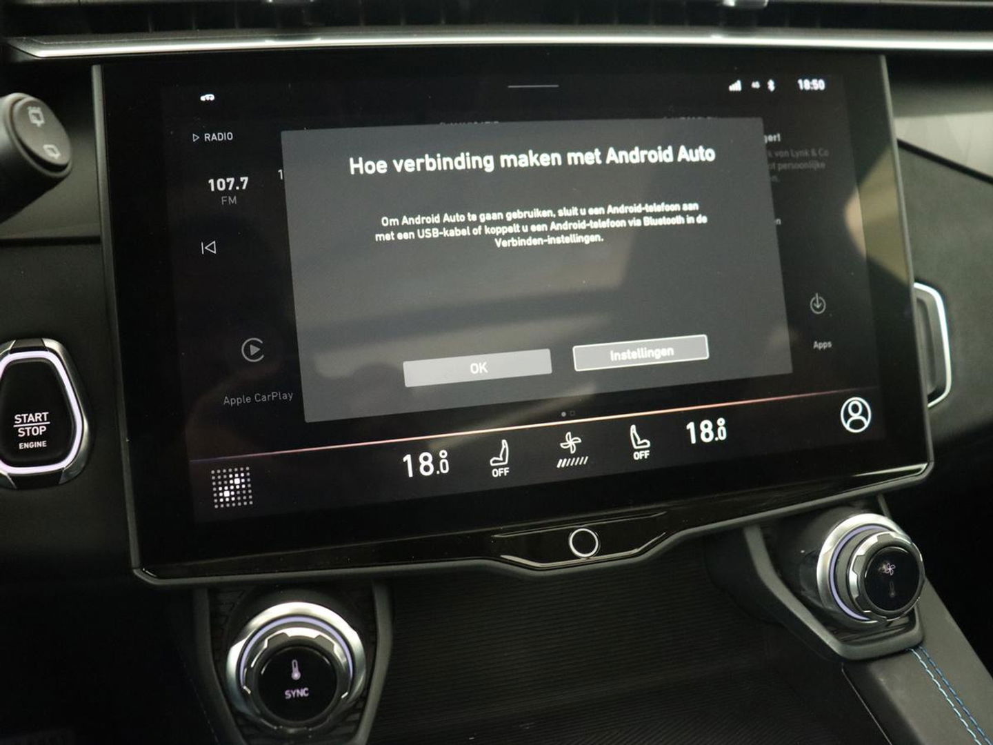 Lynk & Co 01 1.5 Plug In | Panoramadak | Infinity by Harman | Camera | Adaptive cruise | Stoelverwarming | Carplay | Memory | Full LED