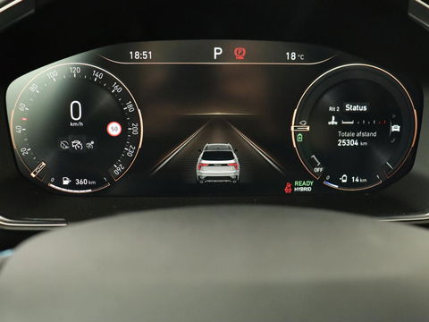 Lynk & Co 01 1.5 Plug In | Panoramadak | Infinity by Harman | Camera | Adaptive cruise | Stoelverwarming | Carplay | Memory | Full LED