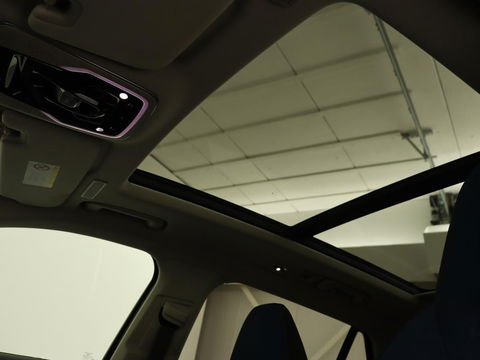 Lynk & Co 01 1.5 Plug In | Panoramadak | Infinity by Harman | Camera | Adaptive cruise | Stoelverwarming | Carplay | Memory | Full LED