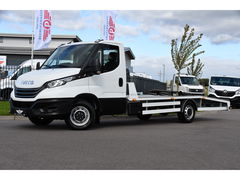 Iveco 35S18 Daily | Oprijwagen | Geveerde stoel | 3,5t trekgw. | Adaptive CC | LED NAV ECC Adaptive CC | Faustmann opbouw | 1100 KG Laadvermogen