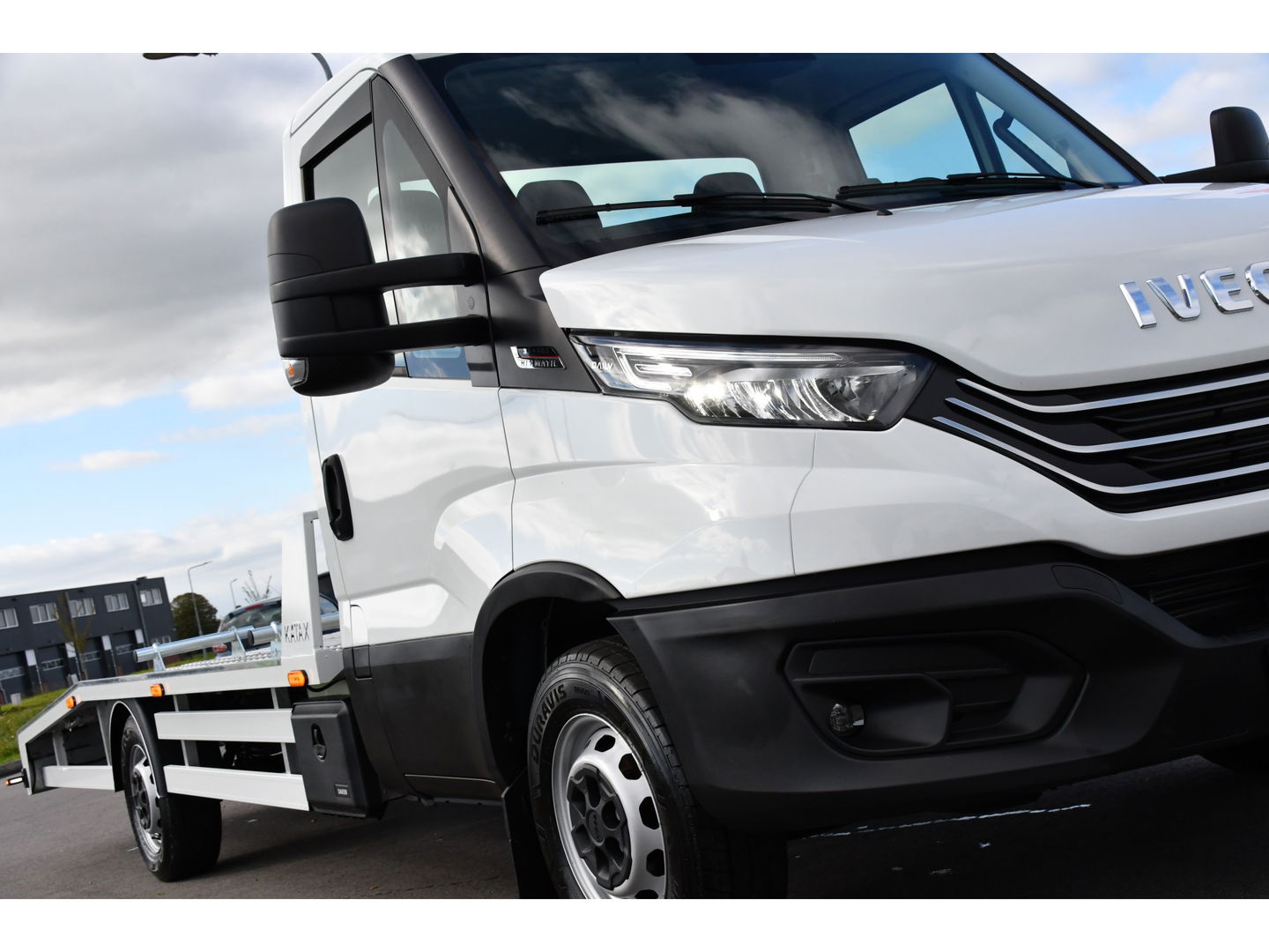 Iveco 35S18 Daily | Oprijwagen | Geveerde stoel | 3,5t trekgw. | Adaptive CC | LED NAV ECC Adaptive CC | Faustmann opbouw | 1100 KG Laadvermogen