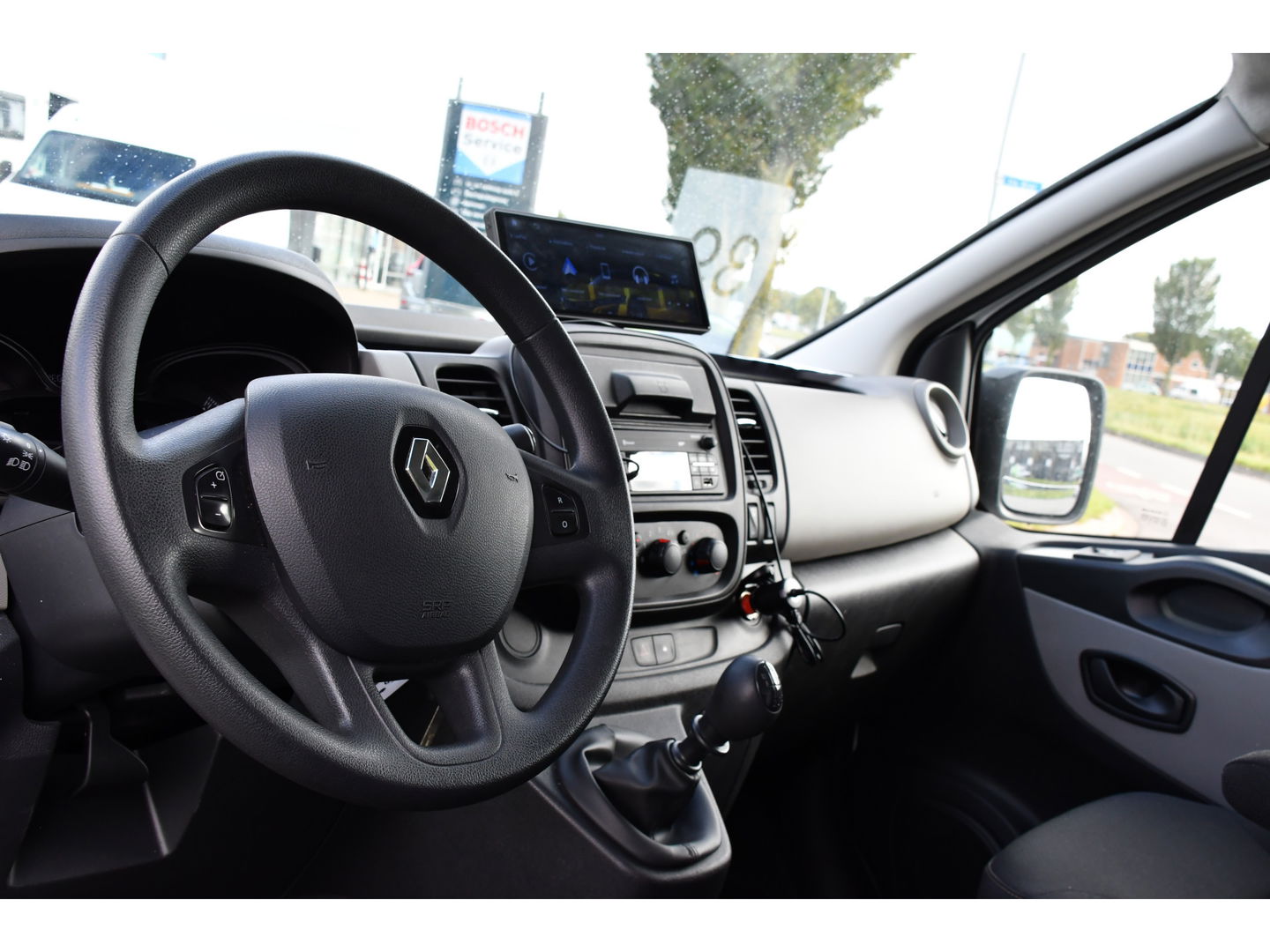 Renault Trafic 1.6 dCi T29 L2H1 PB Edition Cruise, Sensoren, 2 x Schuifdeur, 125pk, Trekhaak, Airco, Uniek!