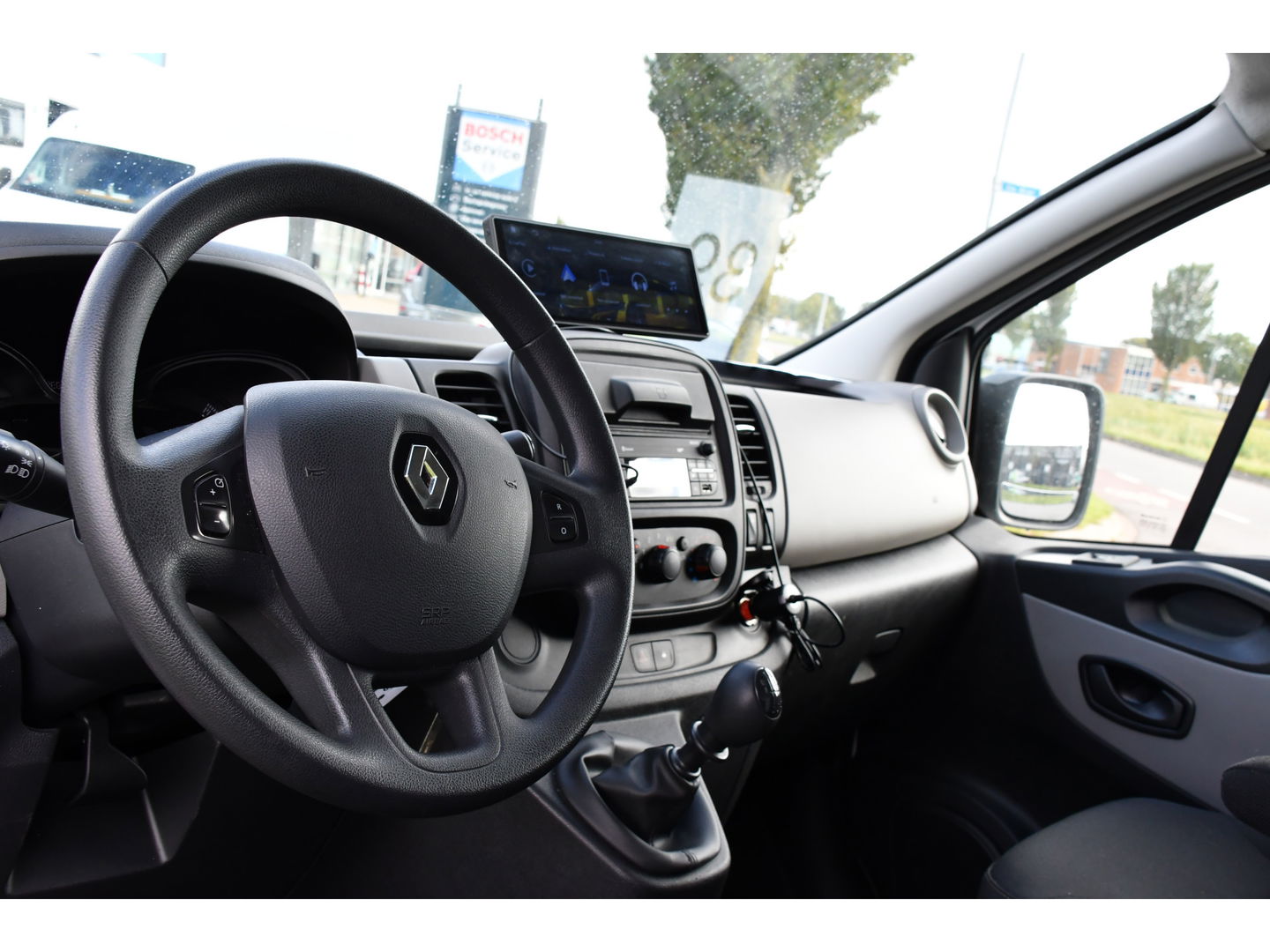 Renault Trafic 1.6 dCi T29 L2H1 PB Edition Cruise, Sensoren, 2 x Schuifdeur, 125pk, Trekhaak, Airco, Uniek!