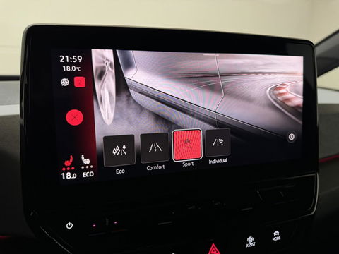 Volkswagen ID.3 First Plus 58 kWh ACC Camera Carplay Sfeer NAP