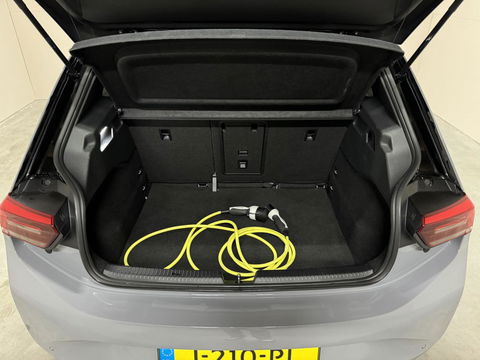 Volkswagen ID.3 First Plus 58 kWh ACC Camera Carplay Sfeer NAP