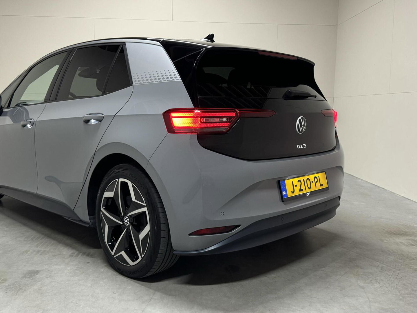 Volkswagen ID.3 First Plus 58 kWh ACC Camera Carplay Sfeer NAP