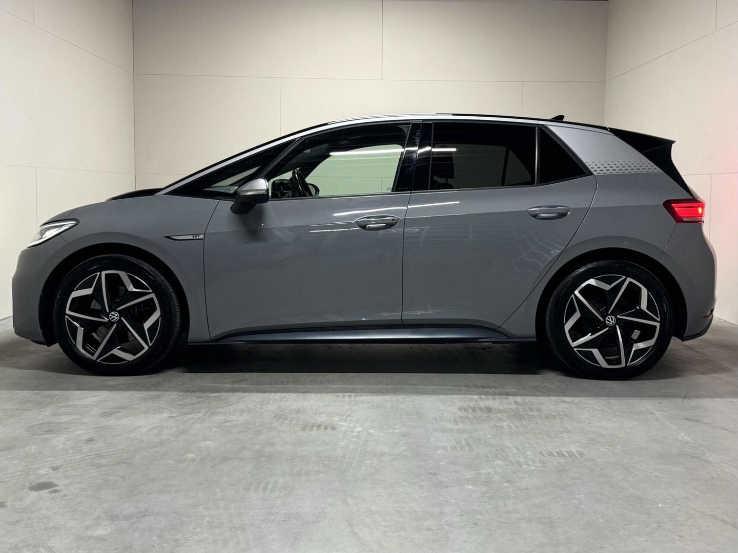 Volkswagen ID.3 First Plus 58 kWh ACC Camera Carplay Sfeer NAP