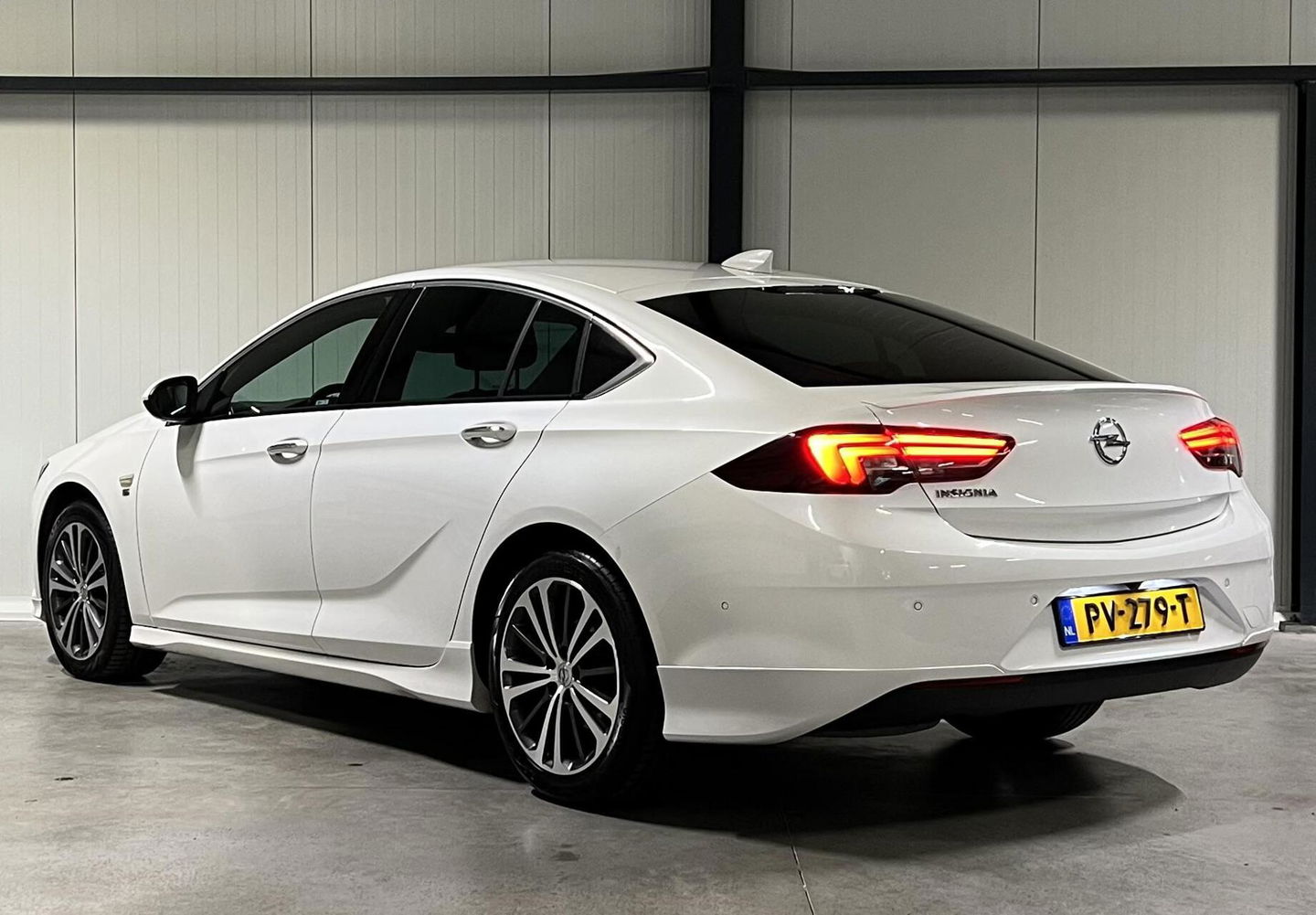 Opel Insignia Grand Sport 1.5 Turbo Innovation OPC-line VOL!