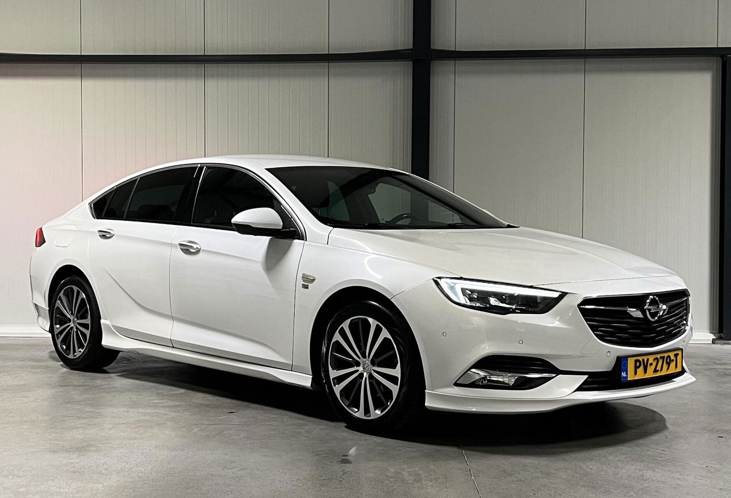Opel Insignia Grand Sport 1.5 Turbo Innovation OPC-line VOL!