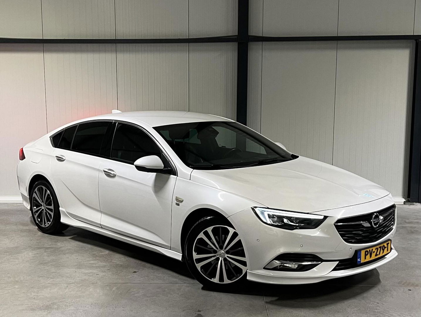 Opel Insignia Grand Sport 1.5 Turbo Innovation OPC-line VOL!