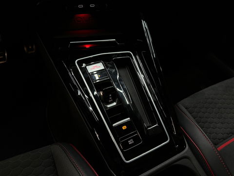Volkswagen Golf 2.0 TSI GTI Clubsport Pano|HuD|H/K|IQ|Keyles