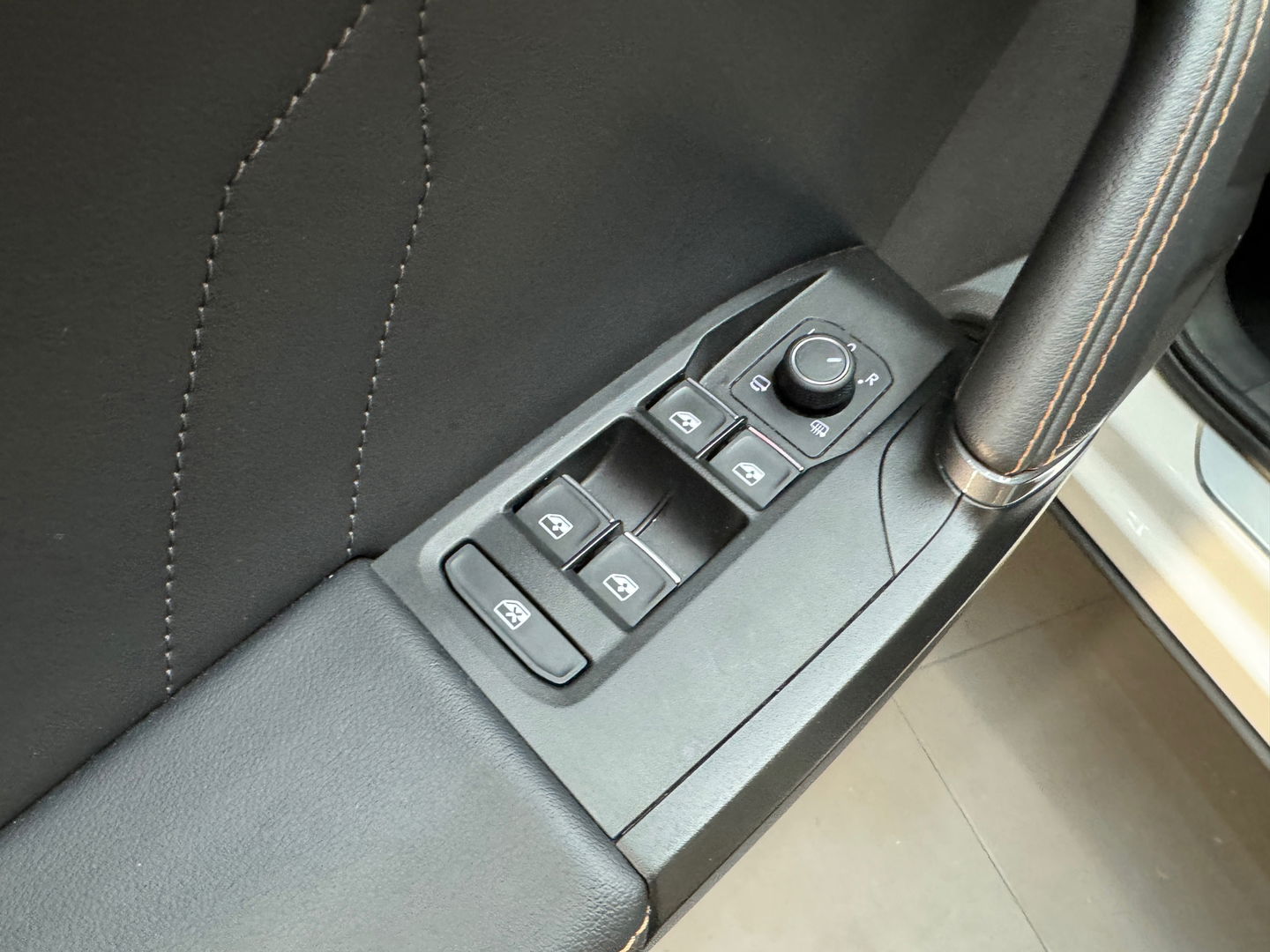 CUPRA Formentor 1.4 e-Hybrid Business Sfeer|Keyless|ACC|Lane