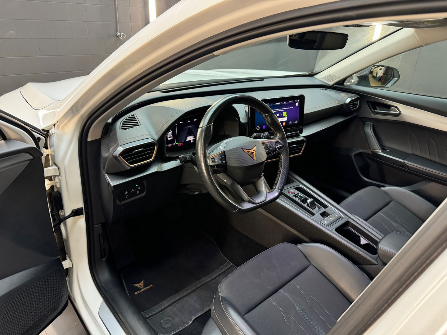 CUPRA Formentor 1.4 e-Hybrid Business Sfeer|Keyless|ACC|Lane