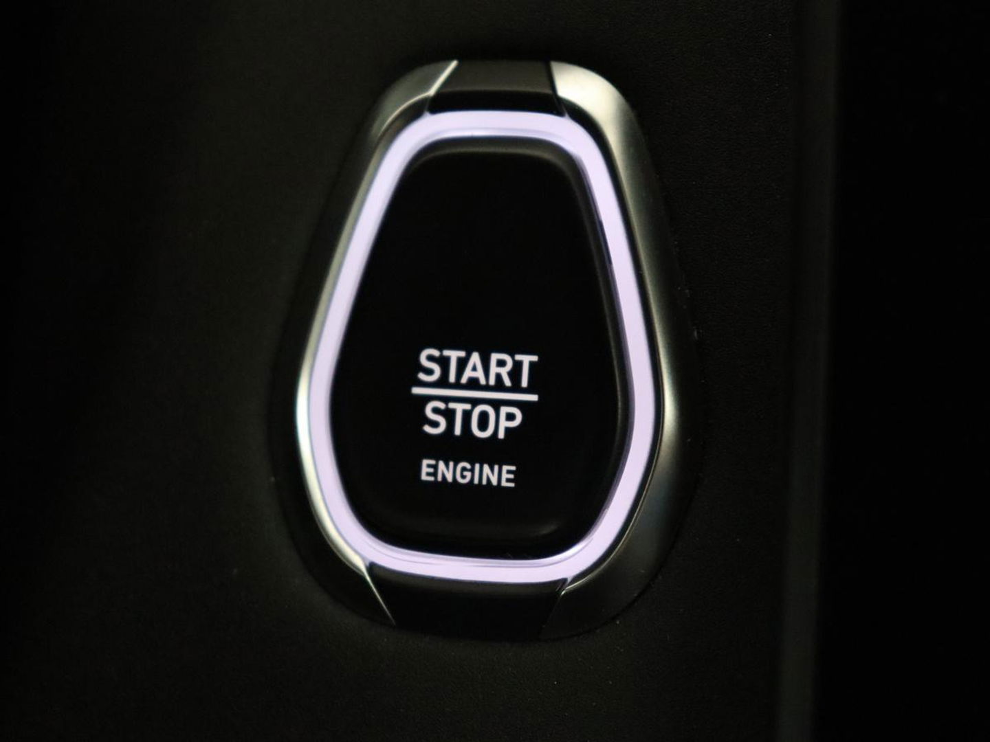 Lynk & Co 01 1.5 Plug In | Panoramadak | Infinity by Harman | Camera | Adaptive cruise | Stoelverwarming | Carplay | Memory | Full LED