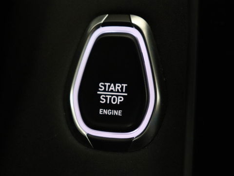 Lynk & Co 01 1.5 Plug In | Panoramadak | Infinity by Harman | Camera | Adaptive cruise | Stoelverwarming | Carplay | Memory | Full LED
