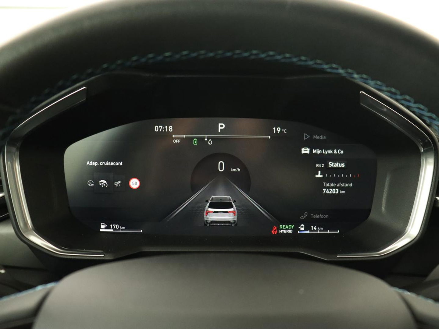 Lynk & Co 01 1.5 Plug In | Panoramadak | Infinity by Harman | Camera | Adaptive cruise | Stoelverwarming | Carplay | Memory | Full LED