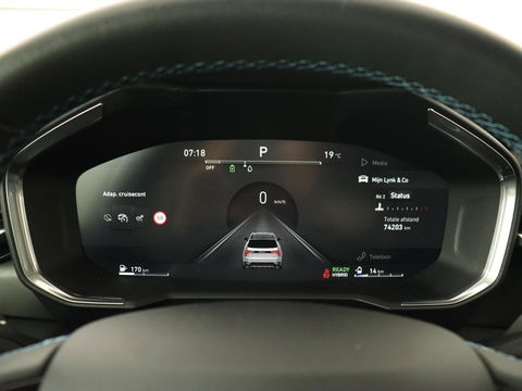 Lynk & Co 01 1.5 Plug In | Panoramadak | Infinity by Harman | Camera | Adaptive cruise | Stoelverwarming | Carplay | Memory | Full LED