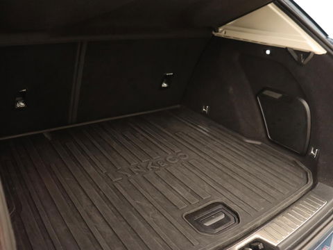 Lynk & Co 01 1.5 Plug In | Panoramadak | Infinity by Harman | Camera | Adaptive cruise | Stoelverwarming | Carplay | Memory | Full LED