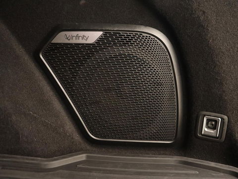 Lynk & Co 01 1.5 Plug In | Panoramadak | Infinity by Harman | Camera | Adaptive cruise | Stoelverwarming | Carplay | Memory | Full LED