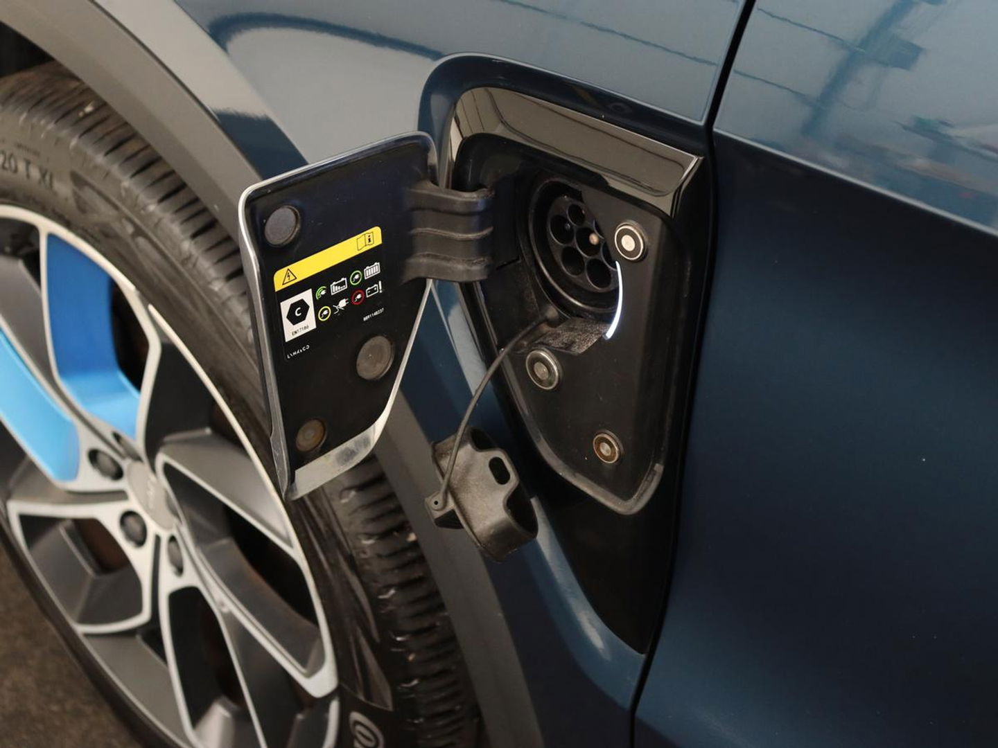 Lynk & Co 01 1.5 Plug In | Panoramadak | Infinity by Harman | Camera | Adaptive cruise | Stoelverwarming | Carplay | Memory | Full LED