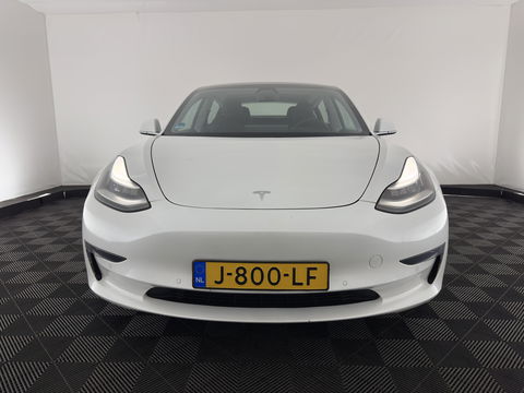 Tesla Model 3 Long Range AWD 75 kWh {SOH-87%} (INCL-BTW) Aut. *PANO | AUTO-PILOT | LUXURY-LEATHER | KEYLESS | FULL-LED | MEMORY-PACK | SURROUND-VIEW | DAB | CARPLAY | DIGI-COCKPIT | LANE-ASSIST | COMFORT-SEATS | 18"ALU*
