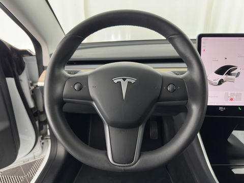 Tesla Model 3 Long Range AWD 75 kWh {SOH-87%} (INCL-BTW) Aut. *PANO | AUTO-PILOT | LUXURY-LEATHER | KEYLESS | FULL-LED | MEMORY-PACK | SURROUND-VIEW | DAB | CARPLAY | DIGI-COCKPIT | LANE-ASSIST | COMFORT-SEATS | 18"ALU*