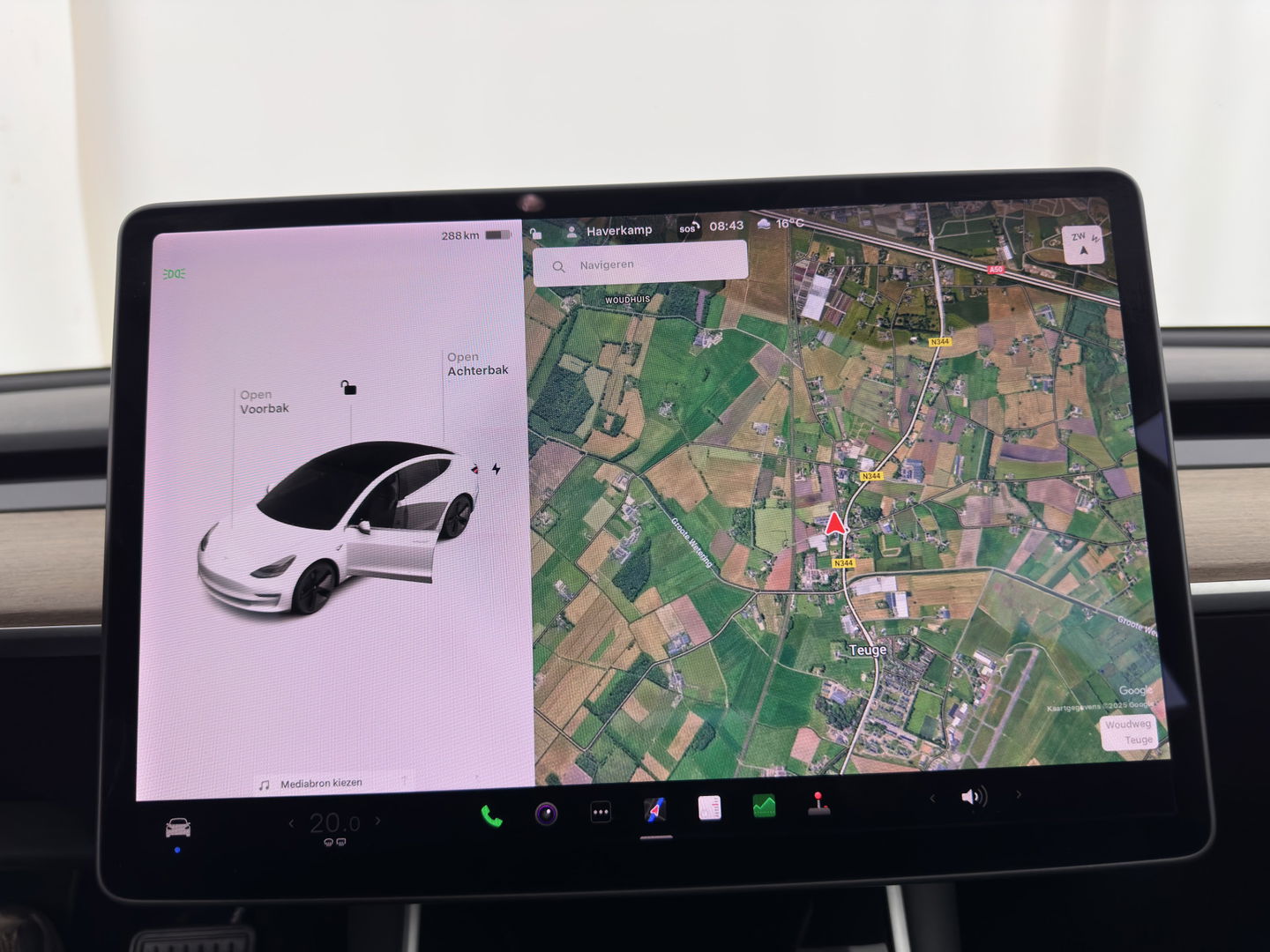 Tesla Model 3 Long Range AWD 75 kWh {SOH-87%} (INCL-BTW) Aut. *PANO | AUTO-PILOT | LUXURY-LEATHER | KEYLESS | FULL-LED | MEMORY-PACK | SURROUND-VIEW | DAB | CARPLAY | DIGI-COCKPIT | LANE-ASSIST | COMFORT-SEATS | 18"ALU*
