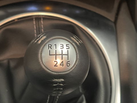 Mazda MX-5 1.5 SkyActiv-G 132 Luxury super lage km stand