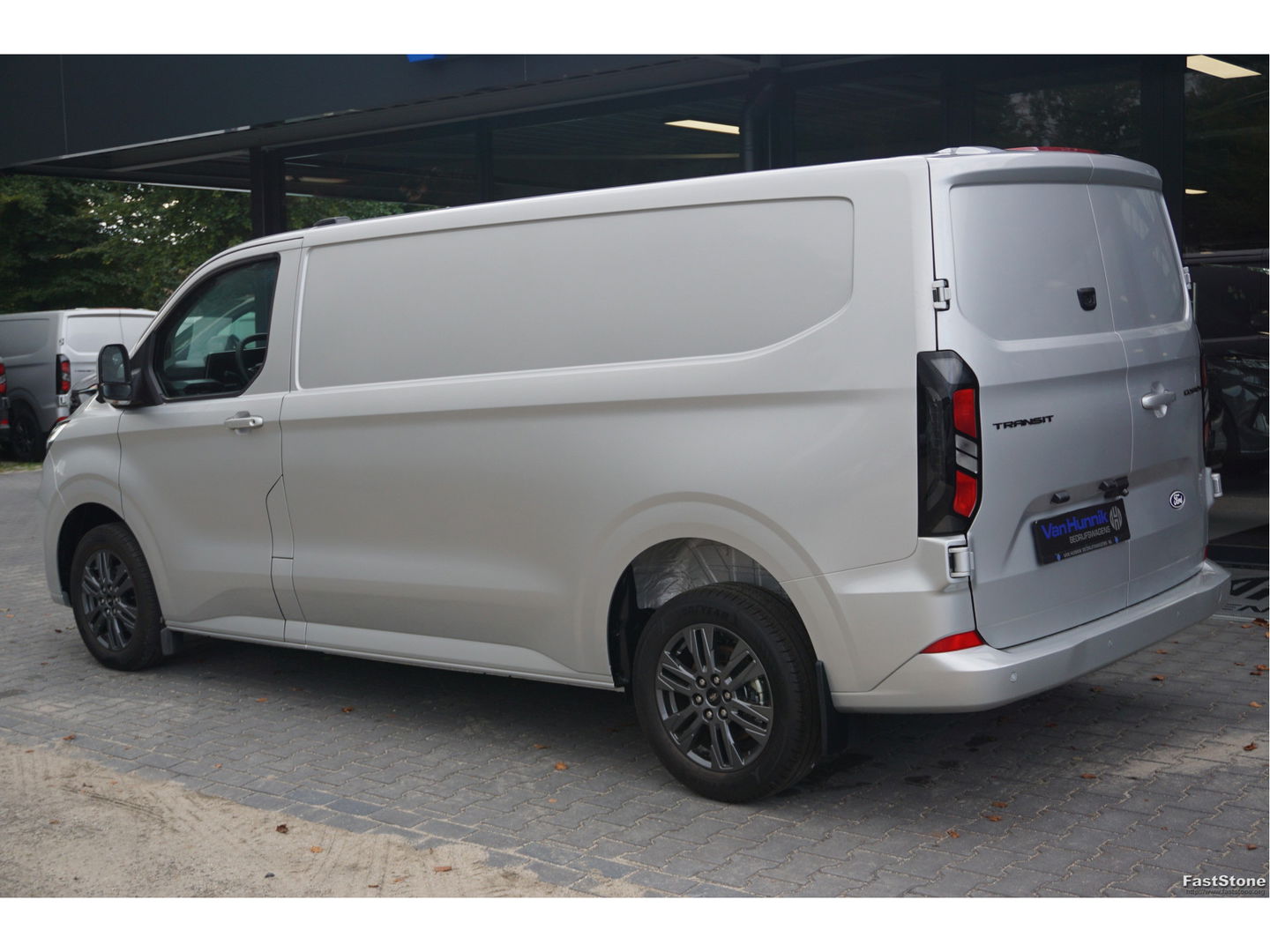 Ford Transit Custom 300L 150PK Limited BPM VRIJ!! Navi, Cam, Adap. Cruise, 17" LM, Trekhaak!! NR. A183